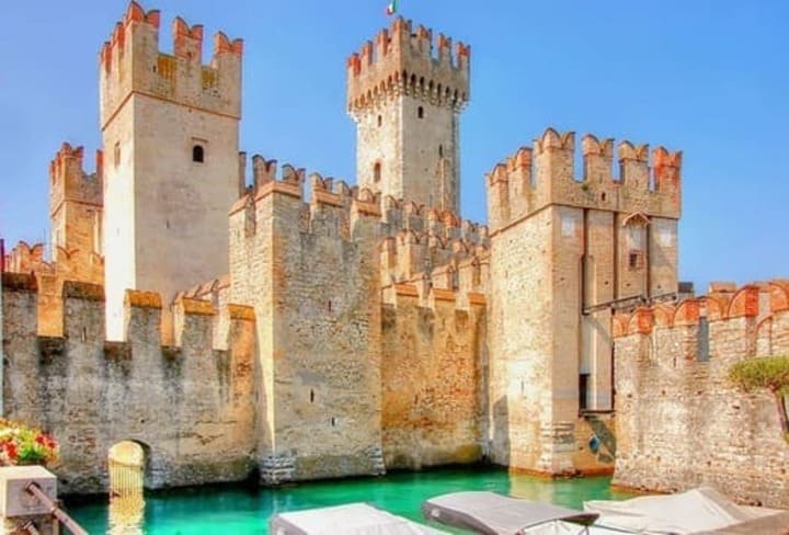 Capodanno a Sirmione: lago, terme e soggiorno sul Garda